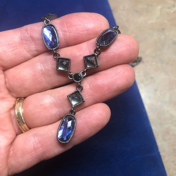 Vintage Avon necklace blue purple stones gems drop set black metallic chain - Picture 3 of 9